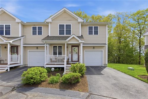 49 Silver Cup Cir, West Warwick, RI, 02893-1850 | Card Image