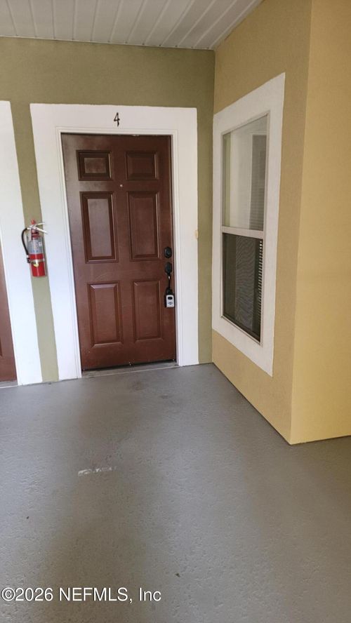 8-4-6984 Ortega Woods Dr, Jacksonville, FL, 32244-7861 | Card Image