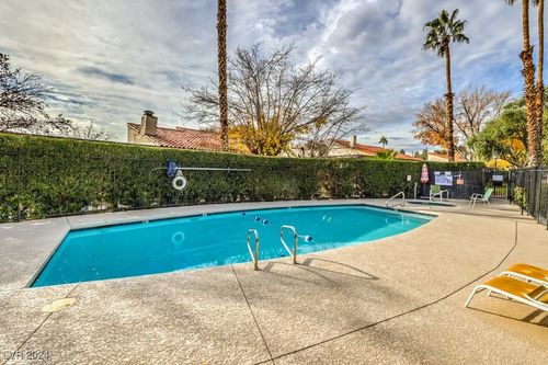 2465 El Paseo Circle, Las Vegas, NV, 89121 | Card Image