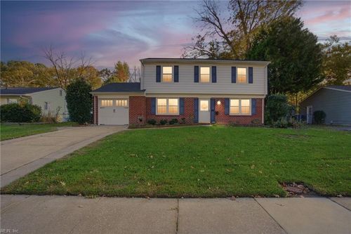 3833 Silina Dr, Virginia Beach, VA, 23452-2207 | Card Image