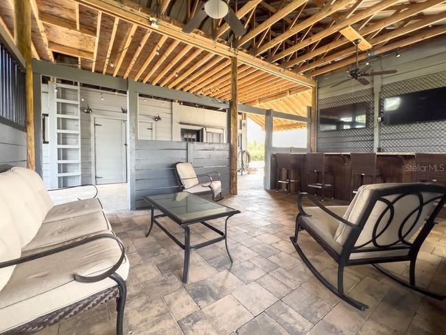 812 Jameson Rd, House other with 3 bedrooms, 2 bathrooms and null parking in Lithia FL | Image 34