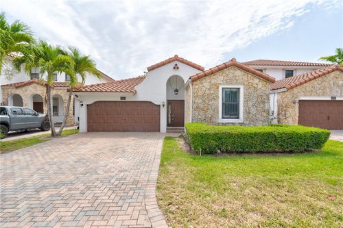 1023 100th Ave, Miami, FL, 33172-5730 | Card Image