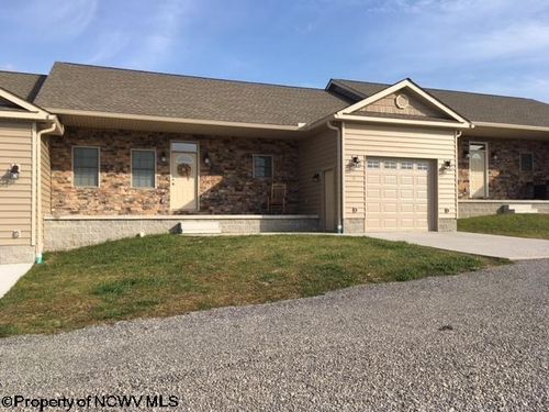 11 Casual Street, Buckhannon, WV, 26201 | Card Image