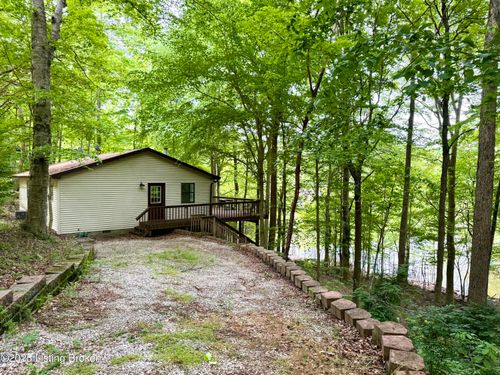 796 Lake Forest Ln, Westview, KY, 40178-5140 | Card Image