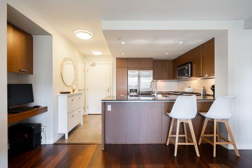 313-2940 King George Blvd, Surrey, BC, V4P0E4 | Card Image