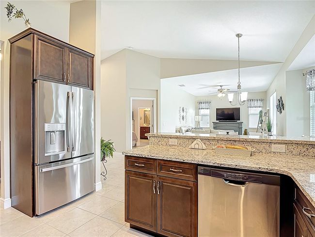 12323 House Finch Rd, House other with 3 bedrooms, 2 bathrooms and null parking in WEEKI WACHEE FL | Image 18