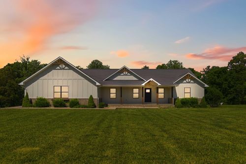 220 Davis Ln, Russell Springs, KY, 42642-8926 | Card Image