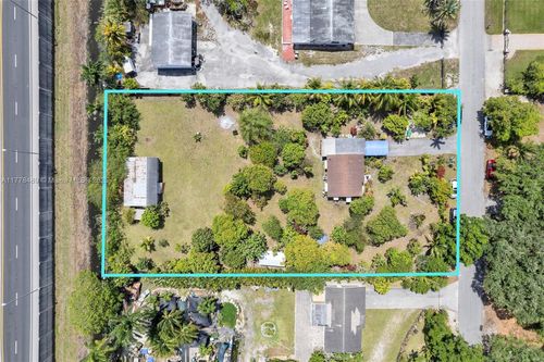 3950 Sw 53rd Ave, Davie, FL, 33314-3727 | Card Image