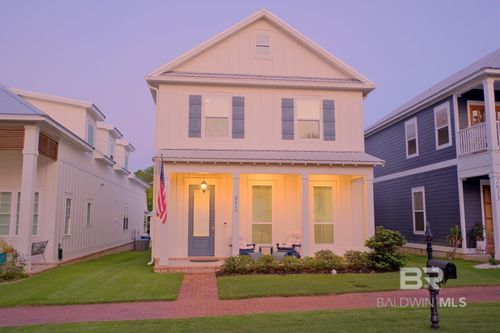 2617 Bienville Ave, Gulf Shores, AL, 36542-4801 | Card Image
