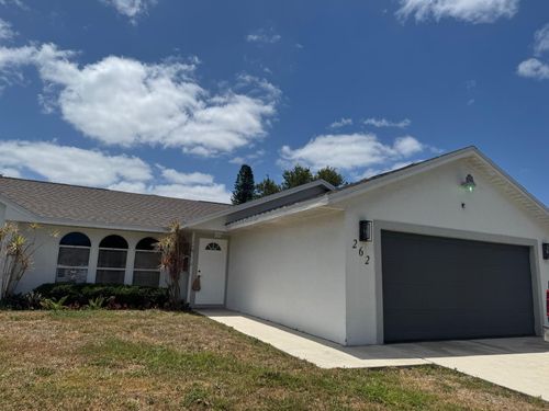 262 Sw Crescent Ave, Port St. Lucie, FL, 34984-4313 | Card Image