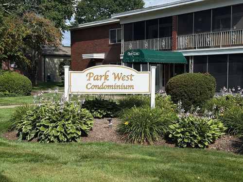 19-32 Park Avenue Ct, West Springfield, MA, 01089-3344 | Card Image