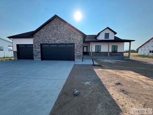 661 Glacier Ave, Shelley, ID, 83274-1030 | Card Image