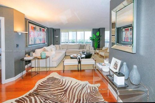 718-3600 Mystic Pointe Dr, AVENTURA, FL, 33180-2565 | Card Image