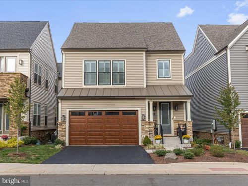43221 Greeley Sq, ASHBURN, VA, 20148-8204 | Card Image