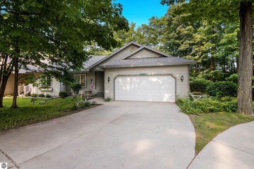 12004 S Elk Run, Traverse City, MI, 49684-7700 | Card Image
