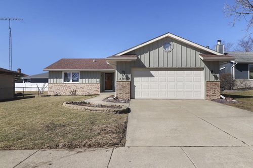 3908 52nd Avenue, KENOSHA, WI, 53144 | Card Image