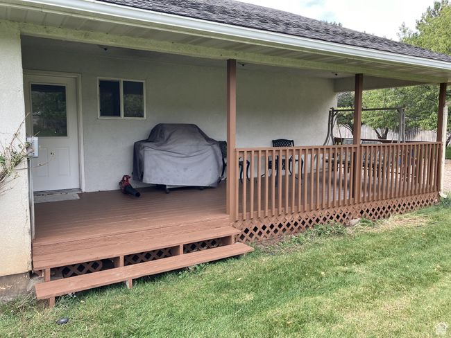 Back porch | Image 39