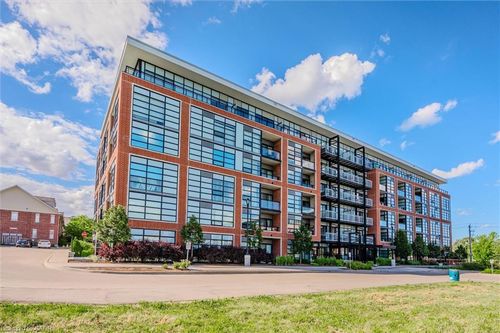 203-15 Prince Albert Blvd, Kitchener, ON, N2H0C2 | Card Image