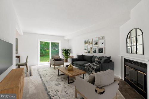 363-101 Elgin Ct, Chesterbrook, PA, 19087-5731 | Card Image