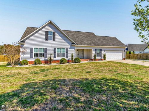 102 Clayside Dr, Pikeville, NC, 27863-9714 | Card Image