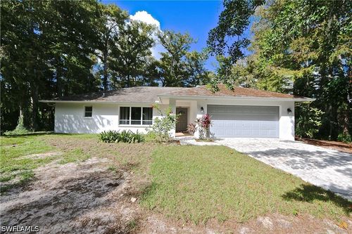 5461 Boxwood Way, NAPLES, FL, 34116-3937 | Card Image