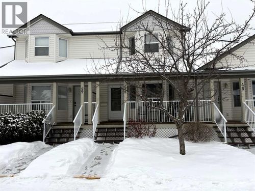 153-33 Donlevy Ave, Red Deer, AB, T4R3B6 | Card Image