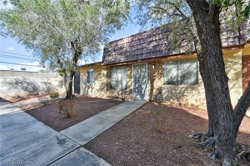 3911 Visby Lane, Las Vegas, NV, 89119 | Card Image
