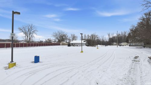 * * E Bowser Rd, Syracuse, IN, 46567 | Card Image