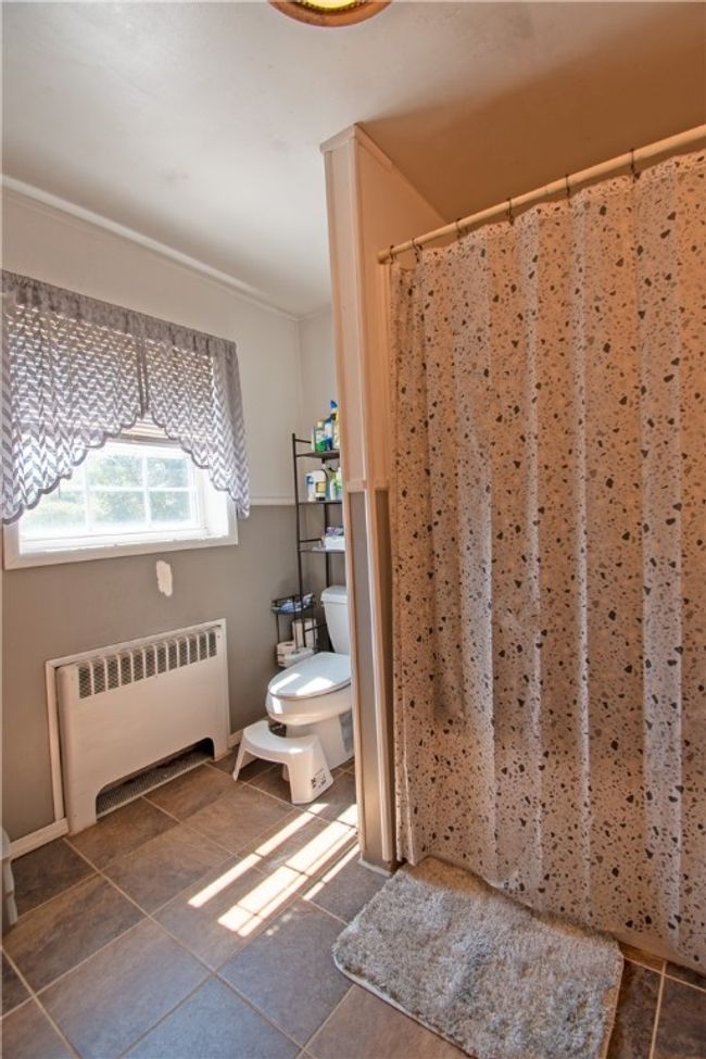 8 New St, House other with 4 bedrooms, 2 bathrooms and null parking in Windsor NY | Image 21