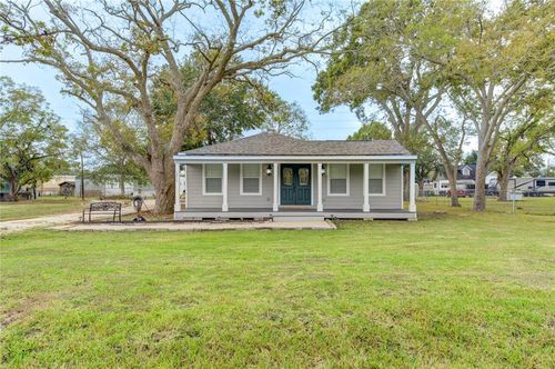 5915 Guyler Street, Wallis, TX, 77485 | Card Image