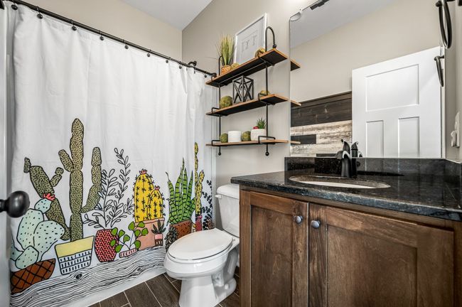 2nd Bathroom | Image 28