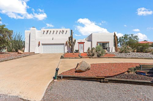 6611 Vista Hermosa, Las Cruces, NM, 88007-4958 | Card Image