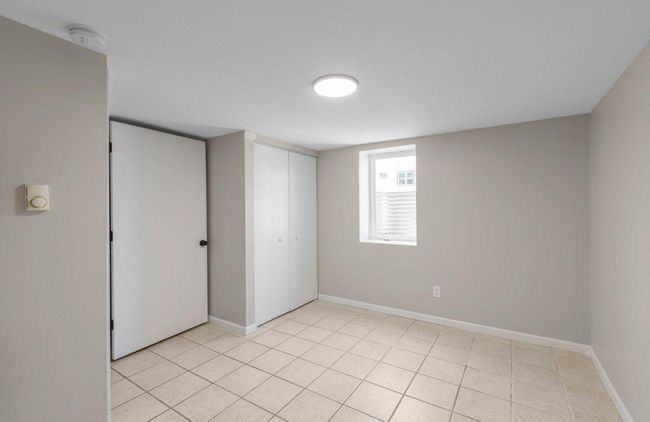 Lower unit 2 bedroom | Image 24