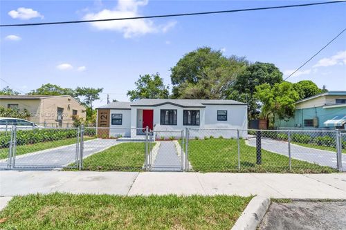 1121 Nw 57th St, Miami, FL, 33127-1307 | Card Image