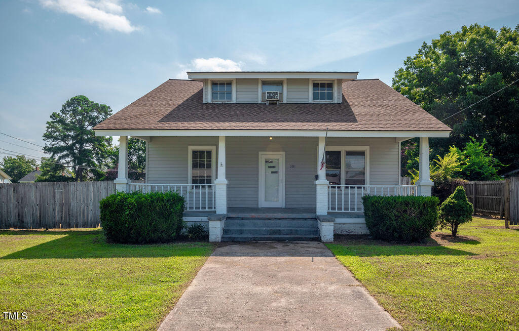 18th St, Erwin, NC 28339