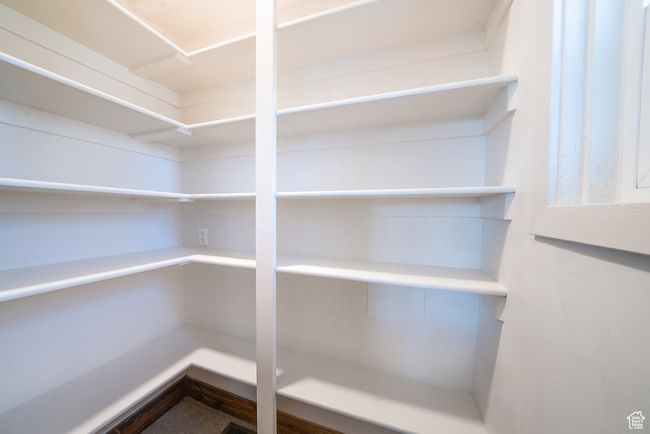 View of pantry | Image 22