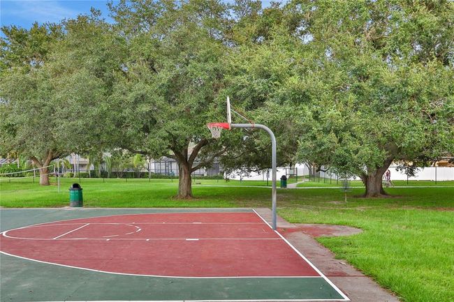 2556 Arborwood Dr, House other with 4 bedrooms, 2 bathrooms and null parking in Valrico FL | Image 41