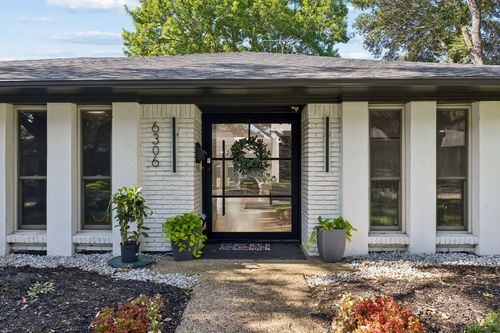 6306 Glennox Ln, Dallas, TX, 75214-2146 | Card Image