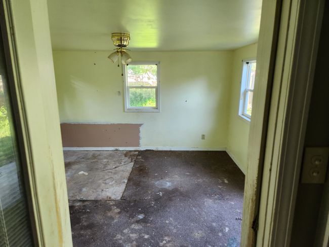 315 Mcomber St, House other with 2 bedrooms, 1 bathrooms and null parking in Dowagiac MI | Image 16