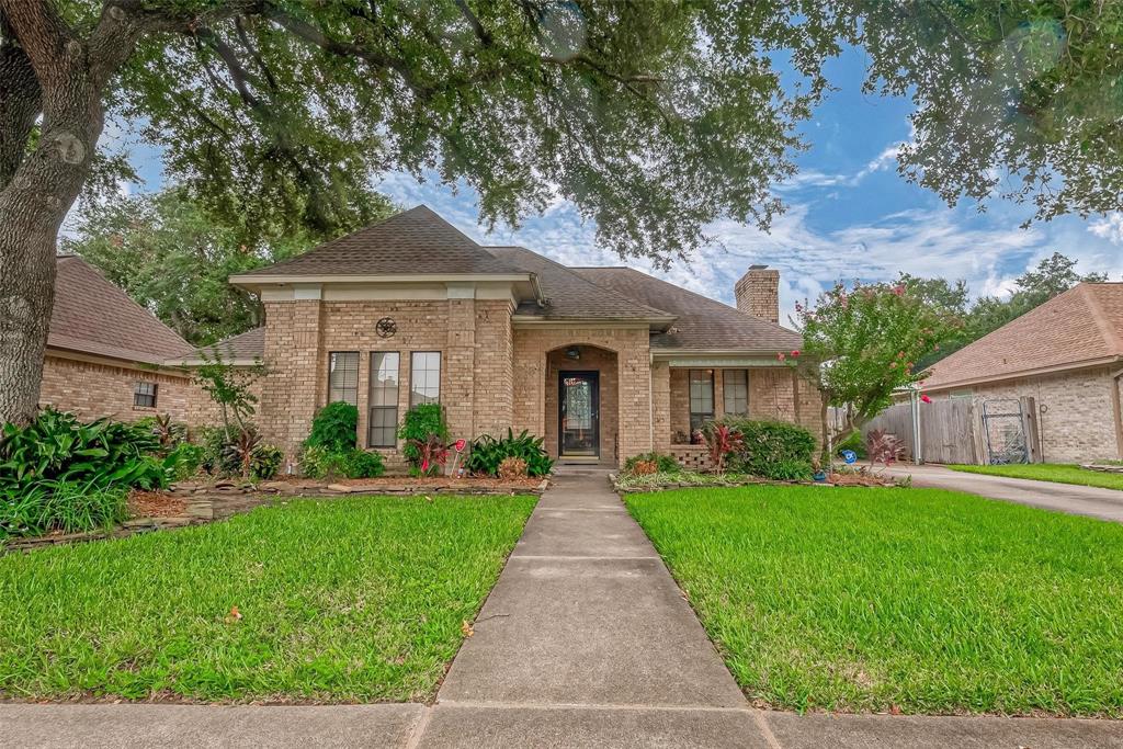 Regency Dr, Deer Park, TX 77536