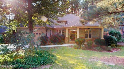 45 Old Hunt Rd, Pinehurst, NC, 28374-7014 | Card Image