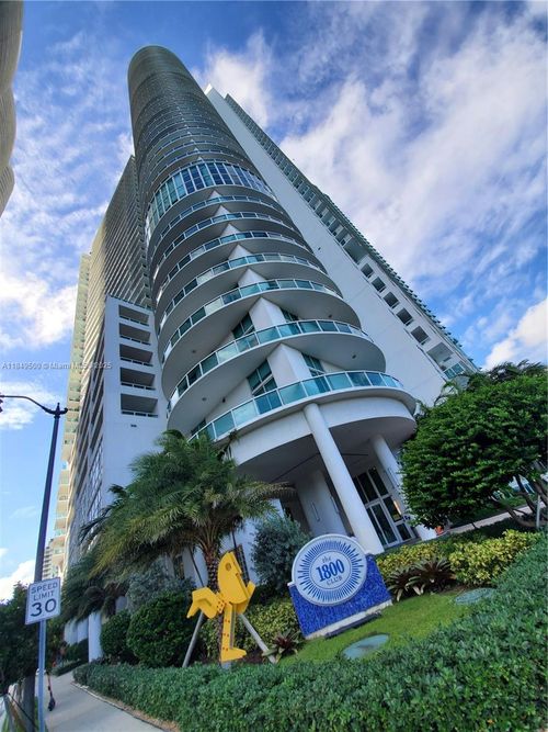 apt-3808-1800 N Bayshore Dr, Miami, FL, 33132-3234 | Card Image