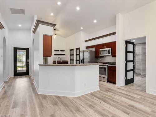 21232 Waymouth Run, ESTERO, FL, 33928-3243 | Card Image