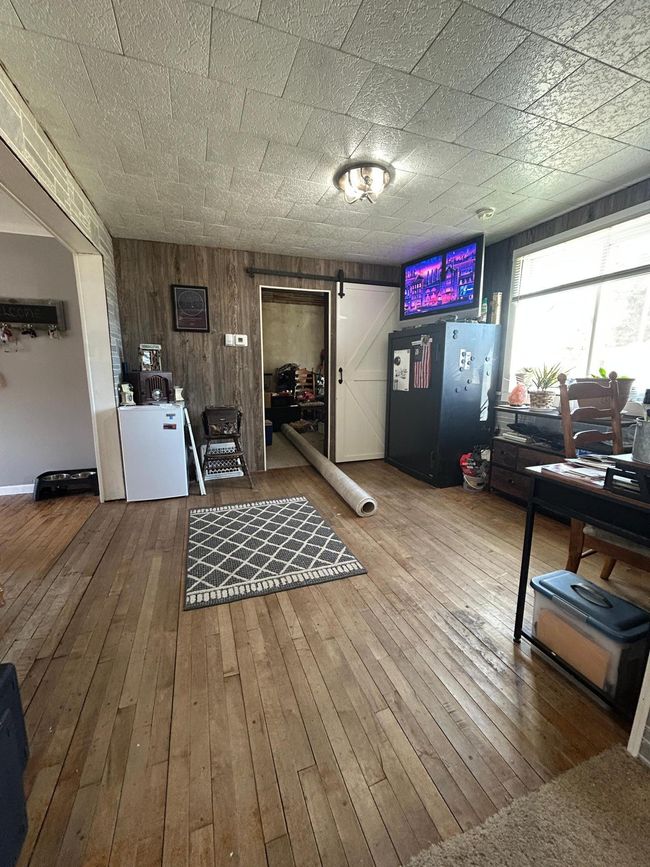 Living Room | Image 12