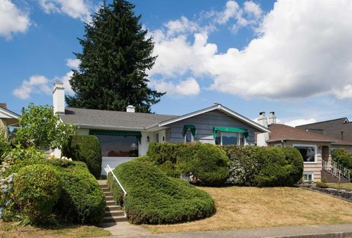 335 Churchill Avenue, New Westminster, BC, V3L4P5 | Card Image