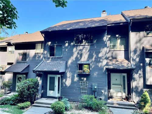 266-266 Conestoga Way, Glastonbury, CT, 06033-3360 | Card Image