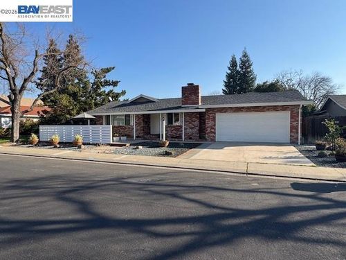 3800 Marigold Ln, Modesto, CA, 95356-1310 | Card Image