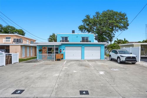 2311 Bay Blvd, INDIAN ROCKS BEACH, FL, 33785-3085 | Card Image