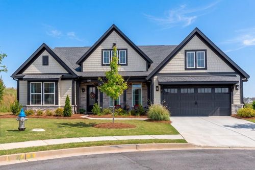 426 Clear Lake Pkwy, Hoschton, GA, 30548-1156 | Card Image