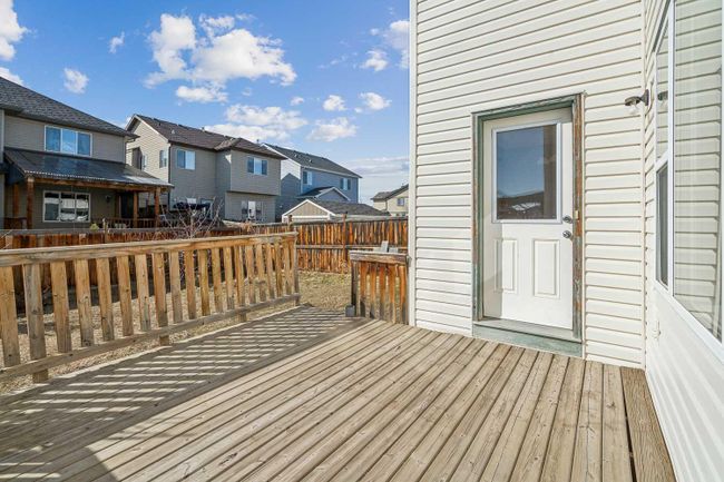 419 Everridge Drive Sw, Home with 3 bedrooms, 2 bathrooms and 4 parking in Calgary AB | Image 21